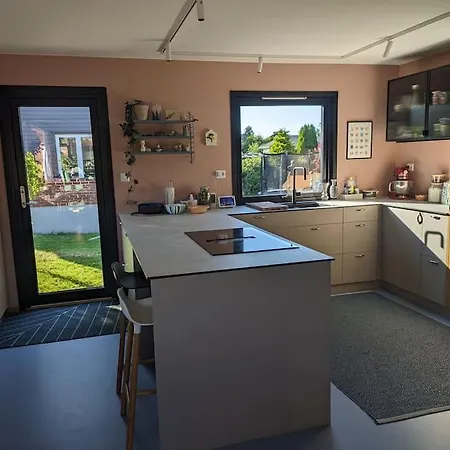 Villa, Walking Distance From Ons Вилла